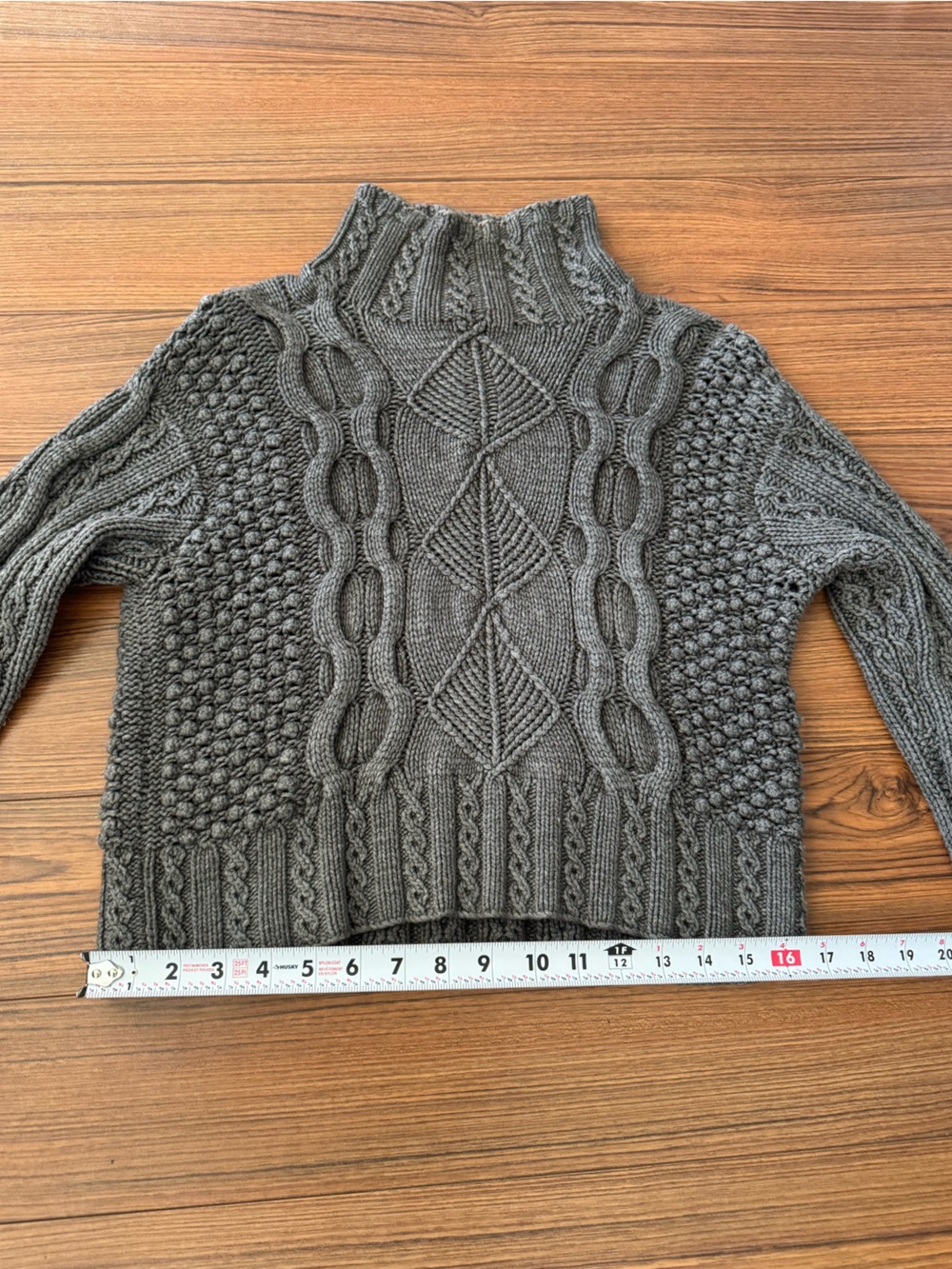 Y2K Ralph Lauren Grey Cable Knit Turtleneck Sweater - Picture 6 of 6